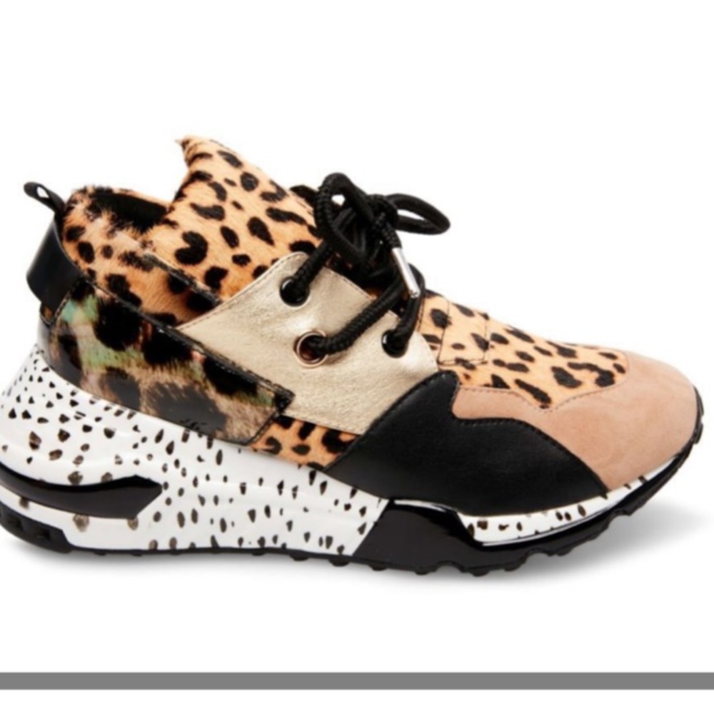 Steve Madden Sneakers